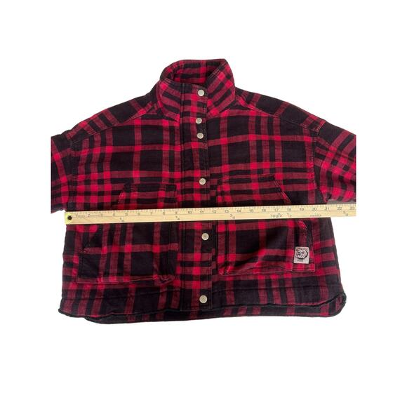 Urban Outfitters BDG Cropped Plaid Shacket Black Red Flannel Boxy Jacket Small - Picture 13 of 15